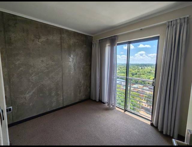2 BEDROOM APARTMENT FOR SALE IN HATFIELD